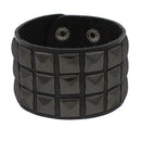 Pulseira Gótica Punk 2025 em Couro PU com 3 Fileiras de Spikes e Correntes | Acessório Unissex