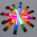 Coleira LED Recarregável para Cachorros e Gatos – 3 Modos Luminosa com USB, Destacável, Anti-Perda para Noite