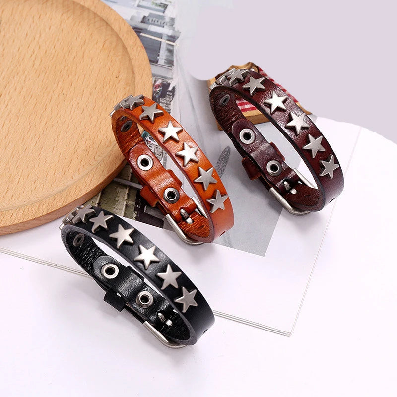 Pulseira Gótica Punk 2025 em Couro PU com 3 Fileiras de Spikes e Correntes | Acessório Unissex