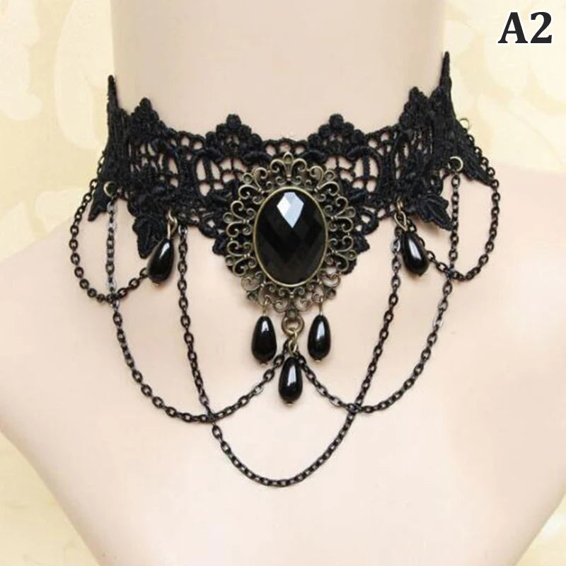 Gargantilha Gótica Feminina com Cristal e Renda – Colar Vintage Vitoriano Steampunk