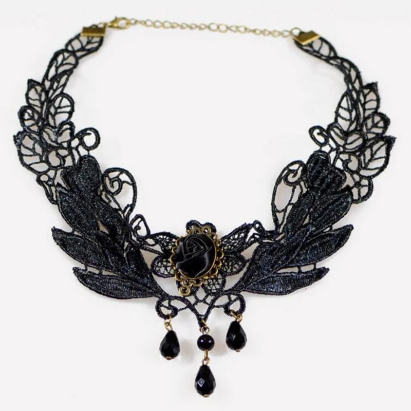 Gargantilha Gótica Feminina com Cristal e Renda – Colar Vintage Vitoriano Steampunk