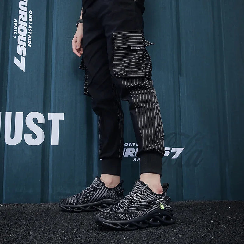 Tênis Esportivo Masculino YRZL – Leve, Respirável e com Amortecimento para Uso Diário