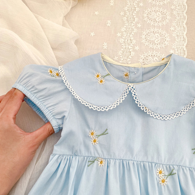 Vestido Infantil Princesa Floral com Bordado – Algodão, 1 a 6 Anos – Modelo Europeu