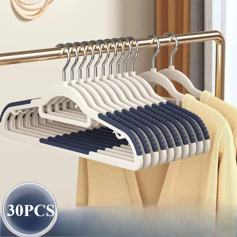 Conjunto de 30 Cabides Antiderrapantes com Gancho Rotativo | Organização para Lavanderia, Banheiro e Quarto