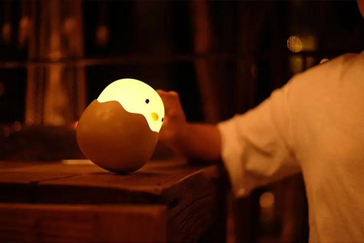 Luz Noturna Infantil em Silicone – Pato com Temporizador, Recarregável USB e Controle por Toque