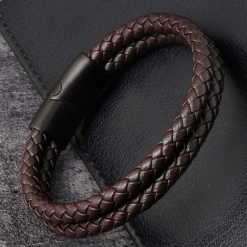 Pulseira Masculina de Couro Trançado com Aço Inoxidável – Estilo Moderno
